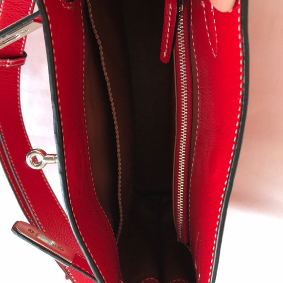 Red Pebbled Leather Shoulder Bag with Padlock - Picture 3 of 8